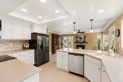 3555 Simsbury Ct, Carlsbad, CA 92010 - Photo 21