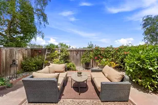3555 Simsbury Ct, Carlsbad, CA 92010 - Photo 37