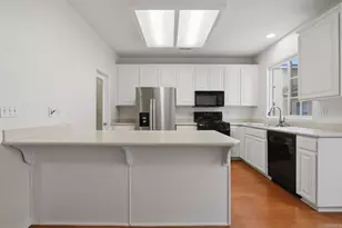 110 W Douglas Ave, El Cajon, CA 92020 - Photo 9