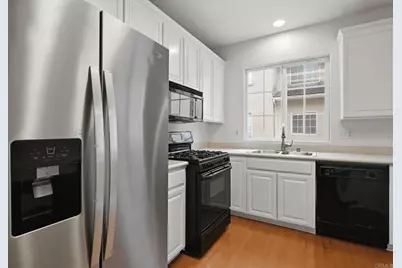 110 W Douglas Avenue, El Cajon, CA 92020 - Photo 11