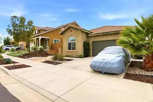 31869 Straw Lily Dr, Murrieta, CA 92563 - Photo 15