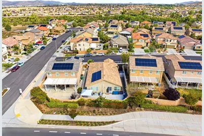31869 Straw Lily Drive, Murrieta, CA 92563 - Photo 7