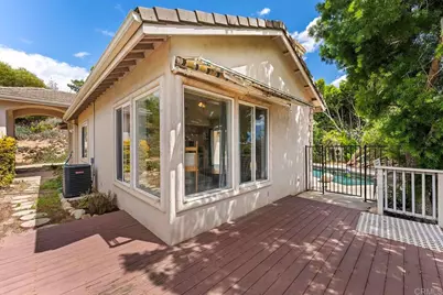 2557 Live Oak Park Rd, Fallbrook, CA 92028 - Photo 37