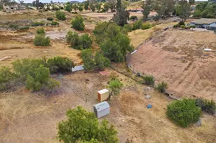 23264 Rolling Meadows Dr, Perris, CA 92570 - Photo 25