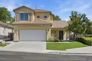24798 Oakhurst Ct, Murrieta, CA 92563 - Photo 3