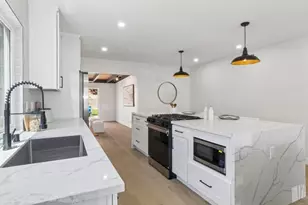 2415 Bali Cove, San Diego, CA 92139 - Photo 9