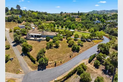 560 Rancho Camino, Fallbrook, CA 92028 - Photo 69