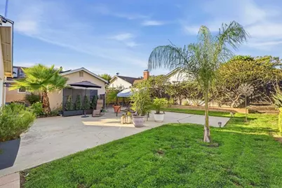 2413 Holly Avenue, Escondido, CA 92027 - Photo 9