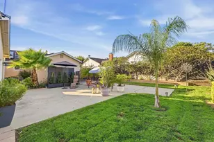 2413 Holly Ave, Escondido, CA 92027 - Photo 9