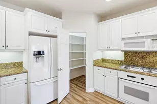 2669 Piantino Cir, San Diego, CA 92108 - Photo 11