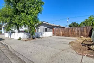 412 414 W 9th Ave, Escondido, CA 92025 - Photo 3