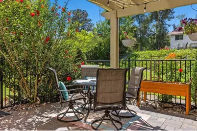 6551 Calle Valperizo, Carlsbad, CA 92009 - Photo 27