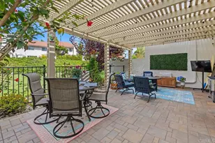 6551 Calle Valperizo, Carlsbad, CA 92009 - Photo 3