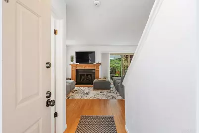 6551 Calle Valperizo, Carlsbad, CA 92009 - Photo 3