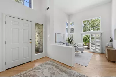 6916 Thrush Place, Carlsbad, CA 92011 - Photo 5
