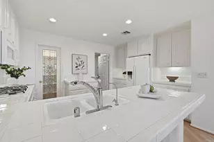 6916 Thrush Pl, Carlsbad, CA 92011 - Photo 17