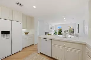 6916 Thrush Pl, Carlsbad, CA 92011 - Photo 19