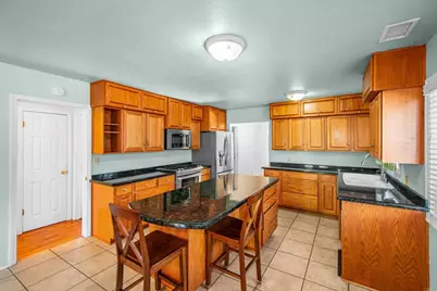 177 Barhaven Lane, Fallbrook, CA 92028 - Photo 5