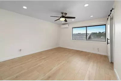 5975 Gaines Street, San Diego, CA 92110 - Photo 9