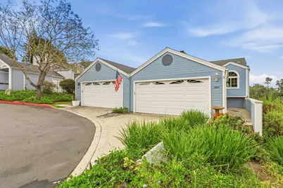 2807 Valley Vista Way, Oceanside, CA 92054 - Photo 3