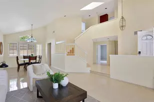 9208 Calle De Vista Oeste, San Diego, CA 92129 - Photo 9