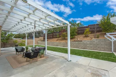 9208 Calle De Vista Oeste, San Diego, CA 92129 - Photo 3