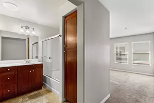 3140 Trinity Bay Pl, San Diego, CA 92110 - Photo 21