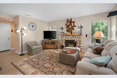 4819 Pastel Court, Oceanside, CA 92057 - Photo 9