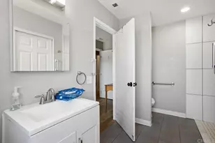 1341 Boyle Ave A and B, Escondido, CA 92027 - Photo 17