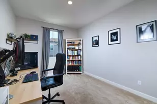 1065 Delpy View, Vista, CA 92084 - Photo 13