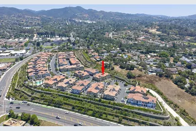 1065 Delpy View, Vista, CA 92084 - Photo 17