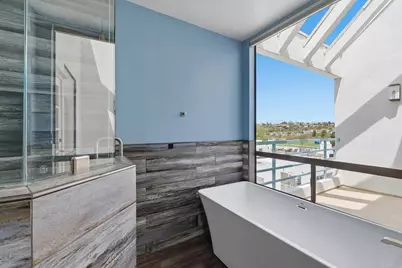 2558 Navarra Drive #E, Carlsbad, CA 92009 - Photo 15