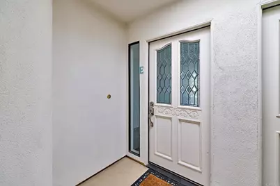 2558 Navarra Drive #E, Carlsbad, CA 92009 - Photo 3
