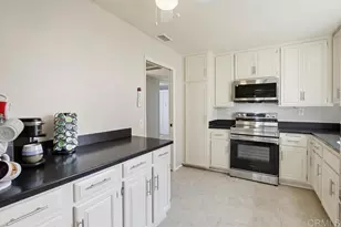 17439 Plaza Otonal, San Diego, CA 92128 - Photo 7