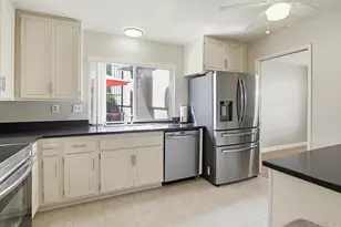 17439 Plaza Otonal, San Diego, CA 92128 - Photo 9
