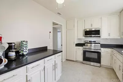 17439 Plaza Otonal, San Diego, CA 92128 - Photo 9
