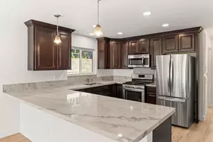 1241 Orkney Ln, Cardiff by the Sea, CA 92007 - Photo 11