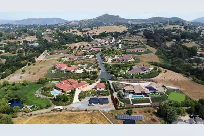 3006 Via Montevina, Fallbrook, CA 92028 - Photo 5