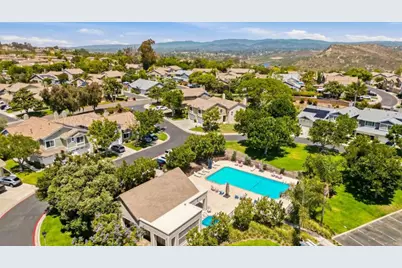 4544 Cambridge Way, Carlsbad, CA 92010 - Photo 41