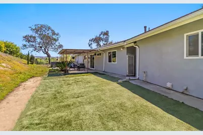 4554 Estate Drive, Fallbrook, CA 92028 - Photo 47
