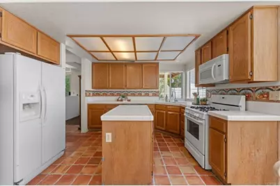 41924 Avenida Vista Ladera, Temecula, CA 92591 - Photo 11