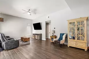 4957 Marin Dr, Oceanside, CA 92056 - Photo 19