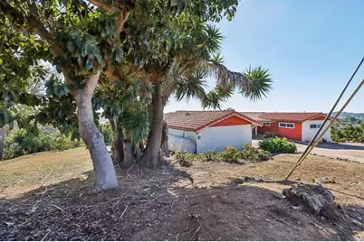 2397 Mira Sol Drive, Vista, CA 92084 - Photo 5