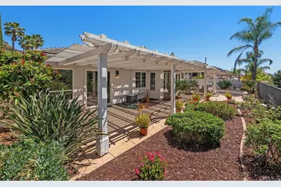 2435 Timber Creek Lane, Escondido, CA 92027 - Photo 33
