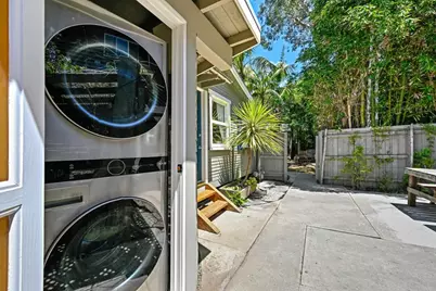 748 N Coast Highway 101, Encinitas, CA 92024 - Photo 35