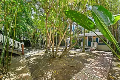 748 N Coast Highway 101, Encinitas, CA 92024 - Photo 9
