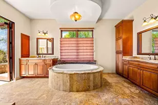 7133 Obelisco Cir, Carlsbad, CA 92009 - Photo 15