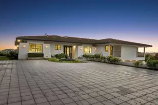 19 Gateview Dr, Fallbrook, CA 92028 - Photo 1