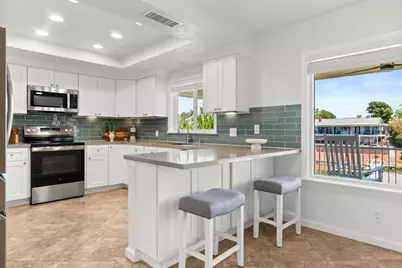 30194 White Wake Drive, Canyon Lake, CA 92587 - Photo 5