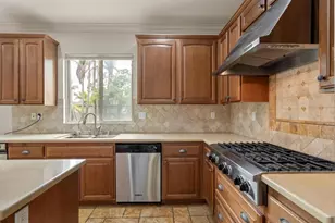 7225 Caribou Ct, San Diego, CA 92129 - Photo 9
